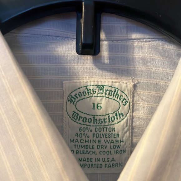 Boy’s Brooks Brothers Dress Shirt with hidden buttons. Size 16 Light blue stripe - Picture 3 of 6